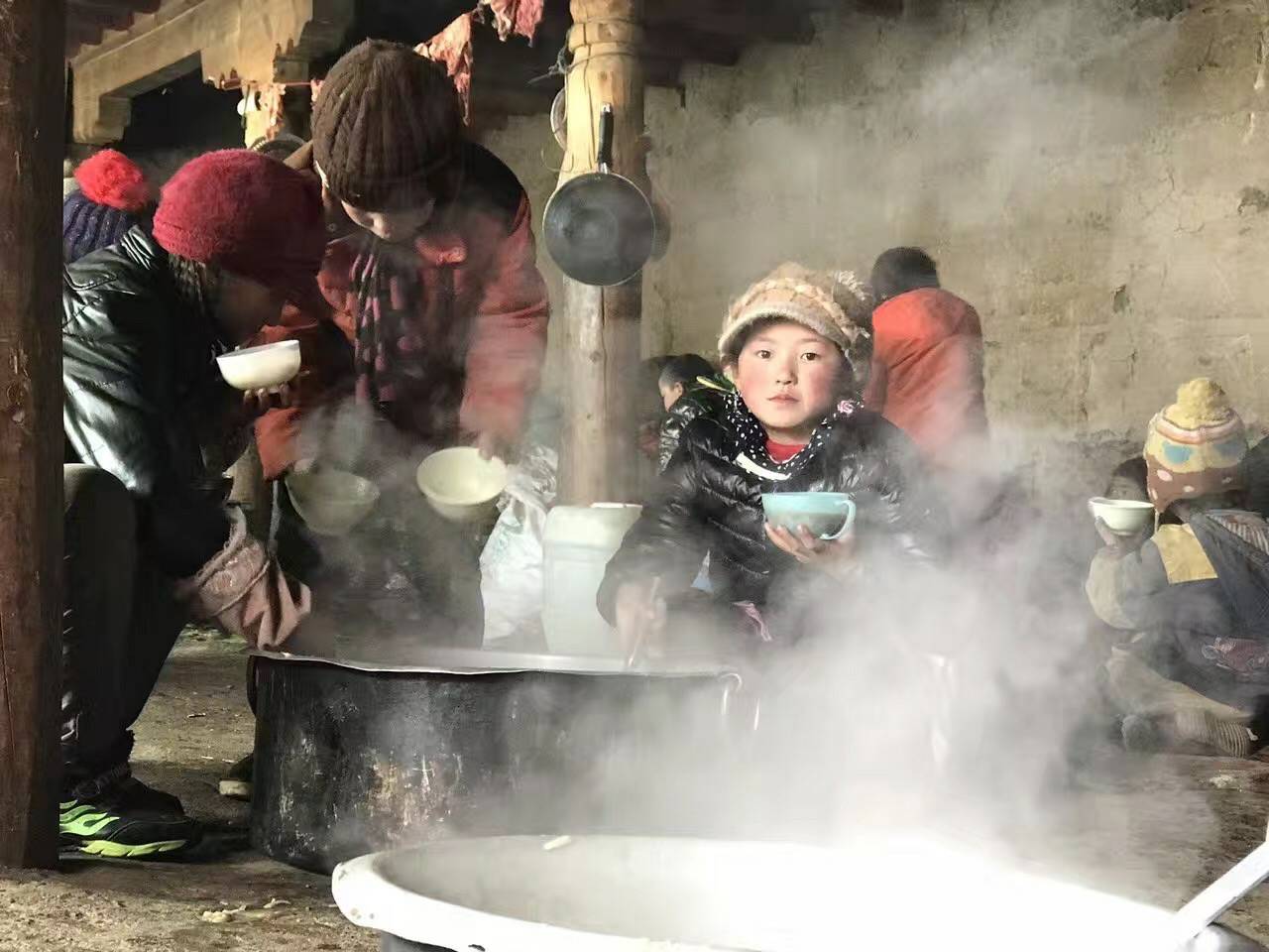 长沙贺亮影视制作有限公司公益回顾丨家国同欢月同圆 温暖满载甘孜州(图10)